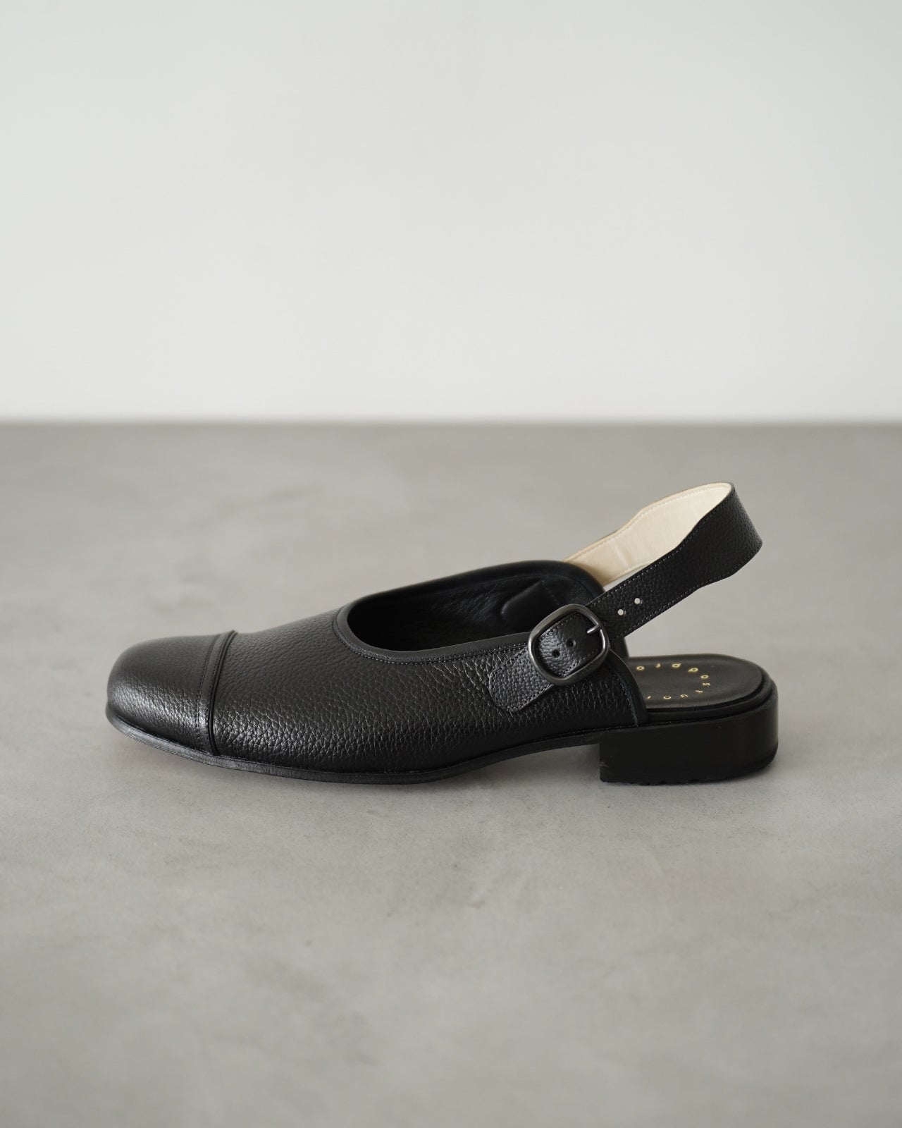 Post Production FACE Sandals レザーサンダル シボレザー｜Crouka(クローカ)
