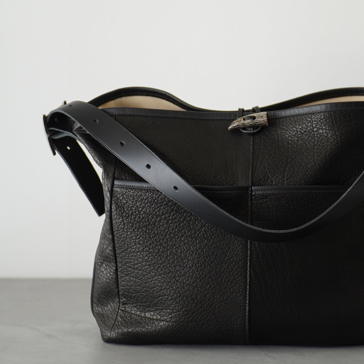 Post Production 2 Pockets Tote Bag - ポストプロダクション 2 