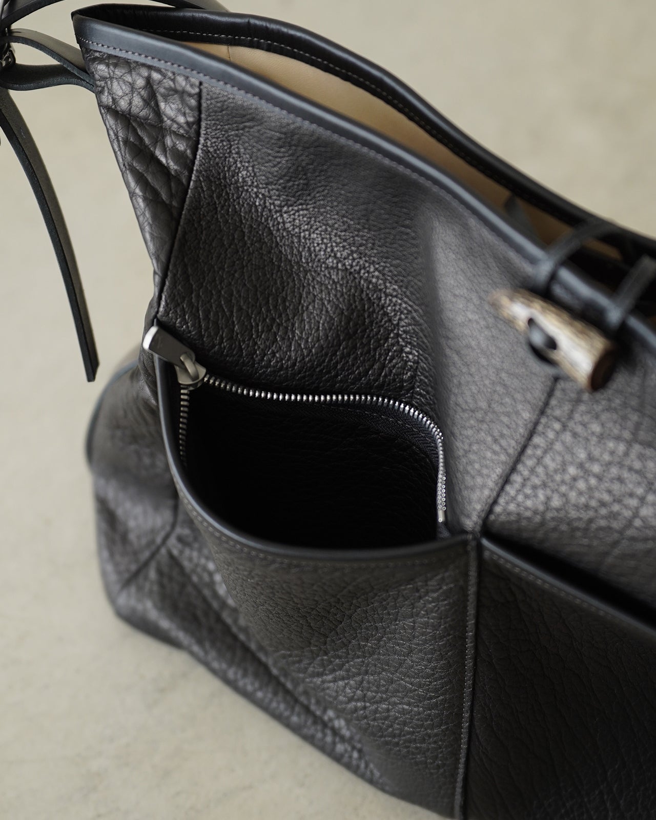 Post Production 2 Pockets Tote Bag - ポストプロダクション 2