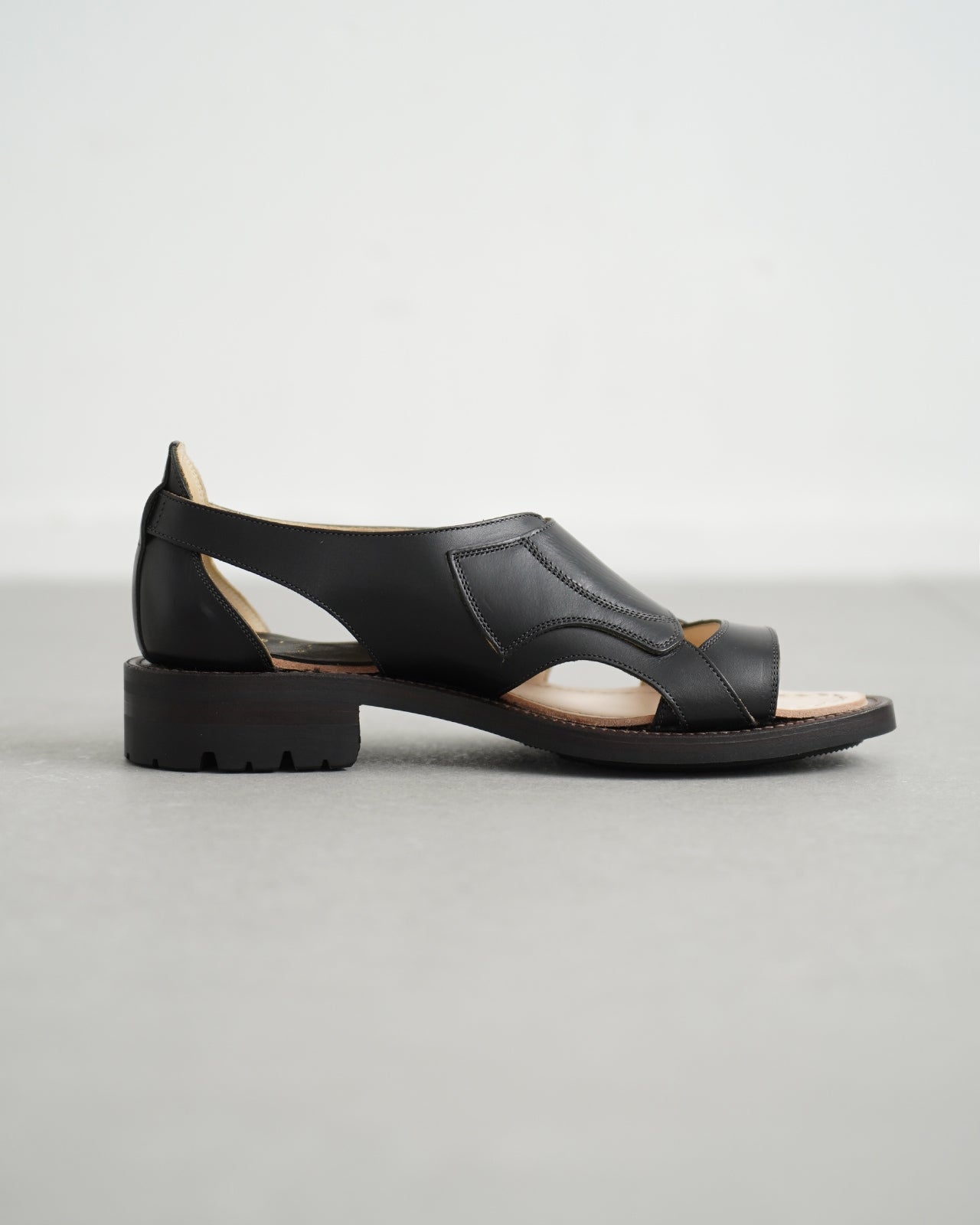 Hunt-Sandals