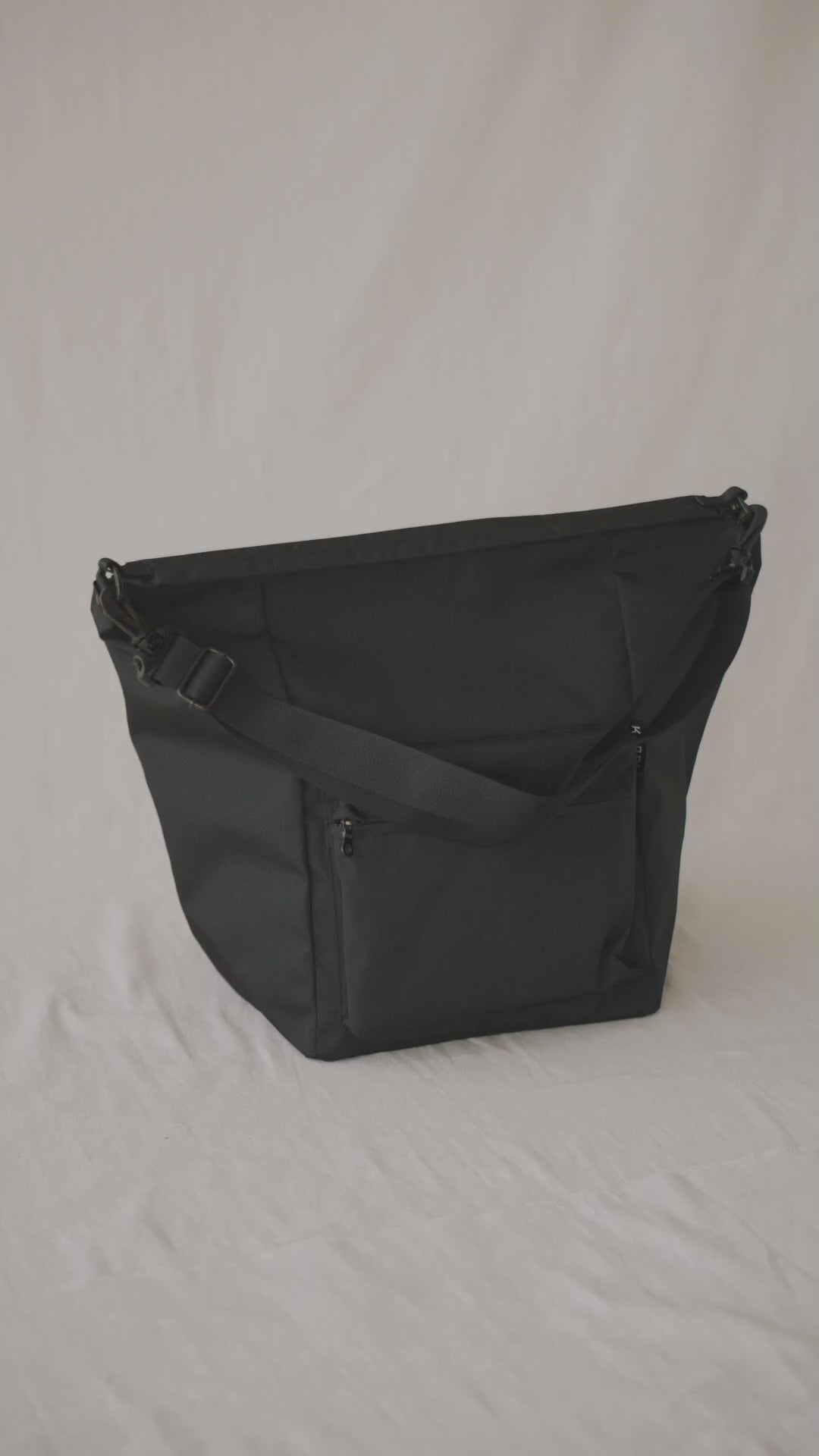 KARRI AMIACALVA カリ アミアカルヴァ RECYCLED CORDURA POLYESTER