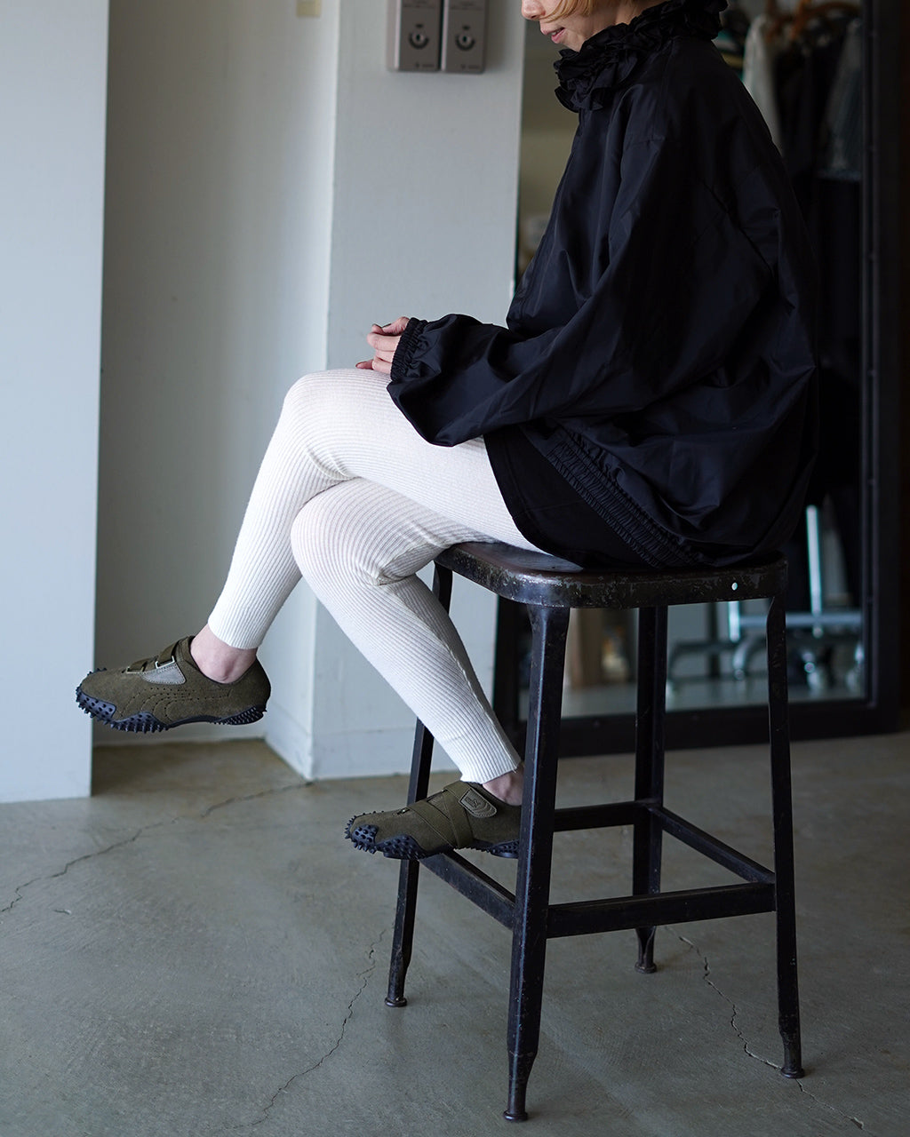 Mostro Unlined 403174