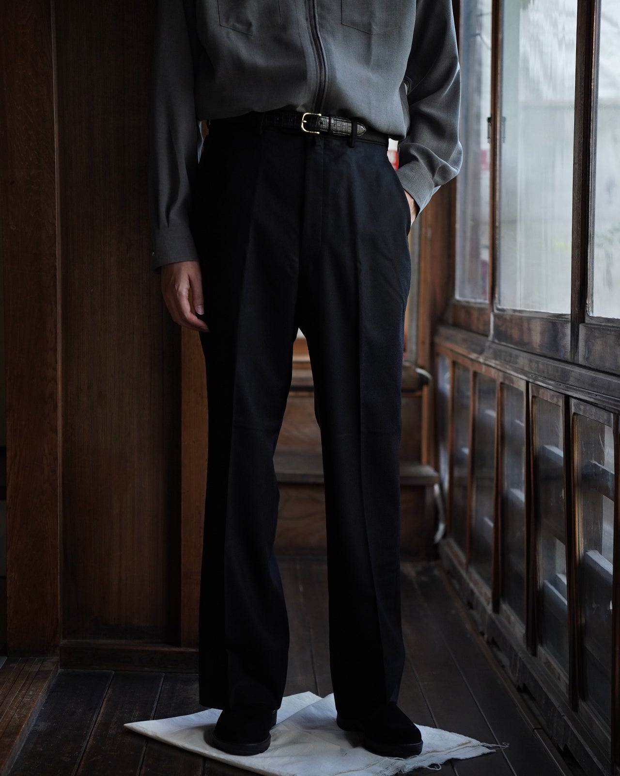 SEMI FLARED TROUSERS RM252-039