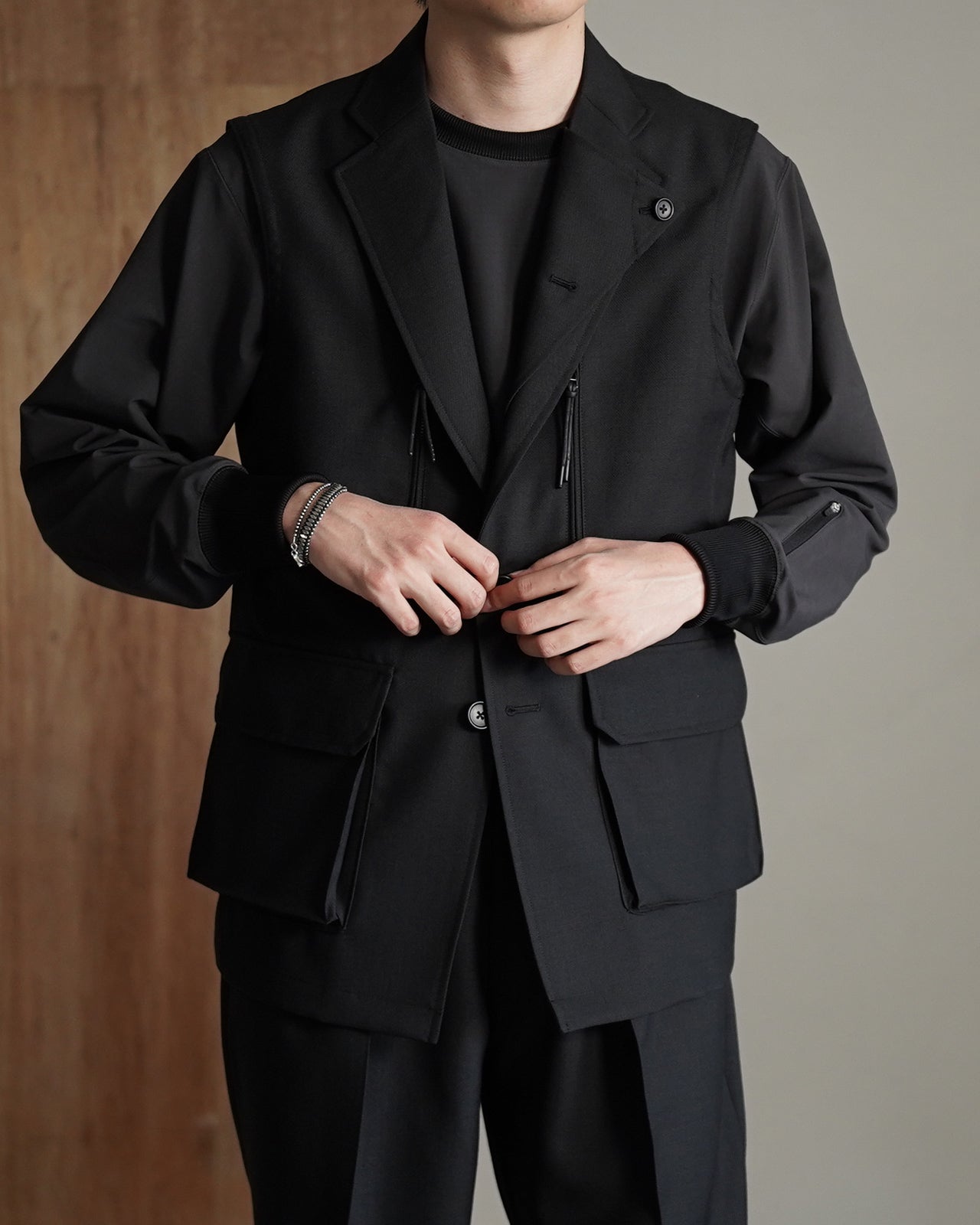 TRAVERSE VEST RM261-009