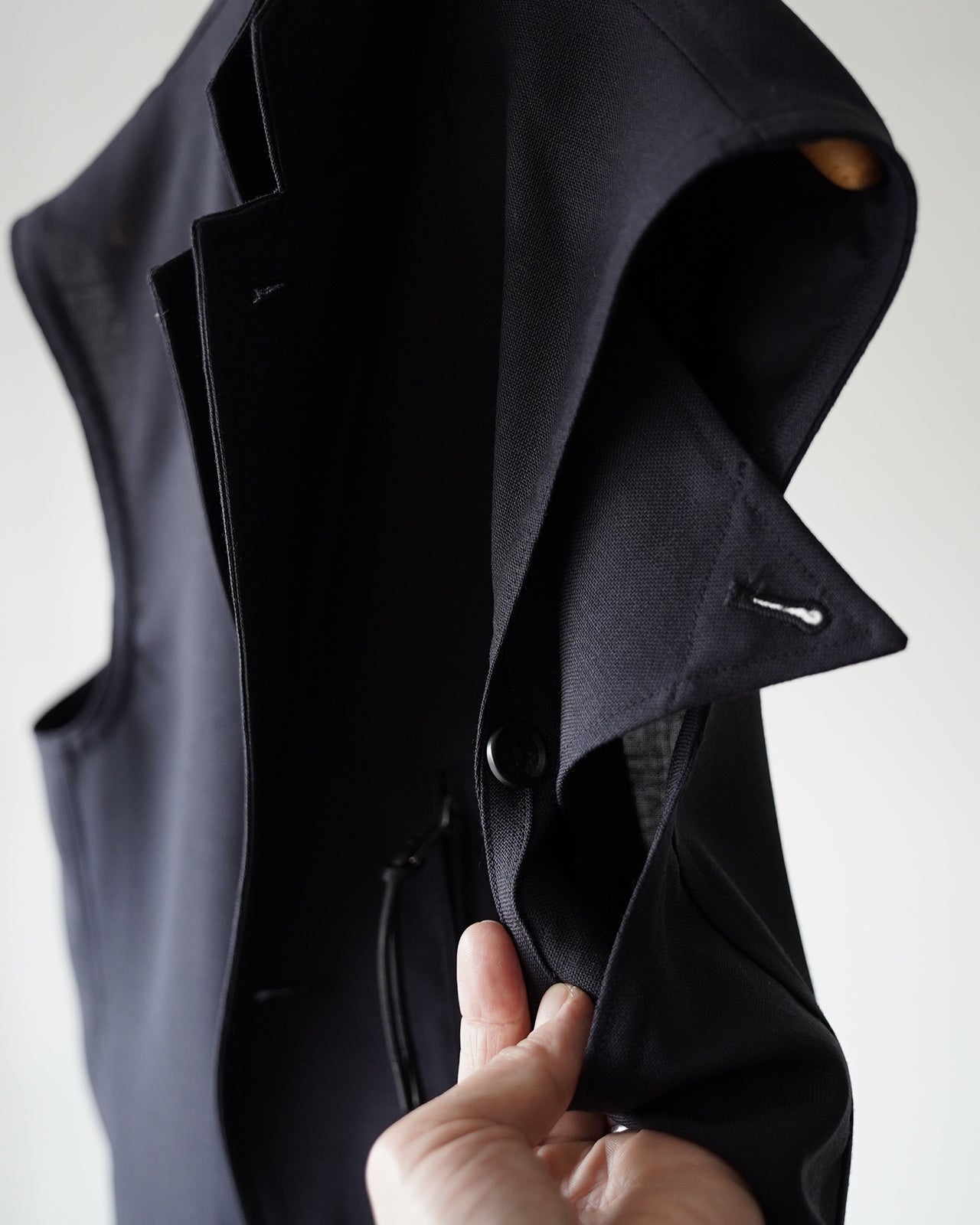 TRAVERSE VEST RM261-009