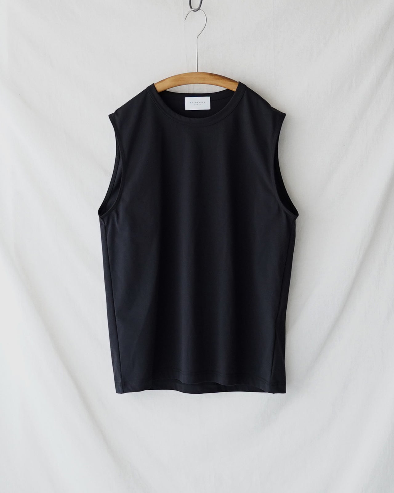 NO SLEEVE TEE RM261-047