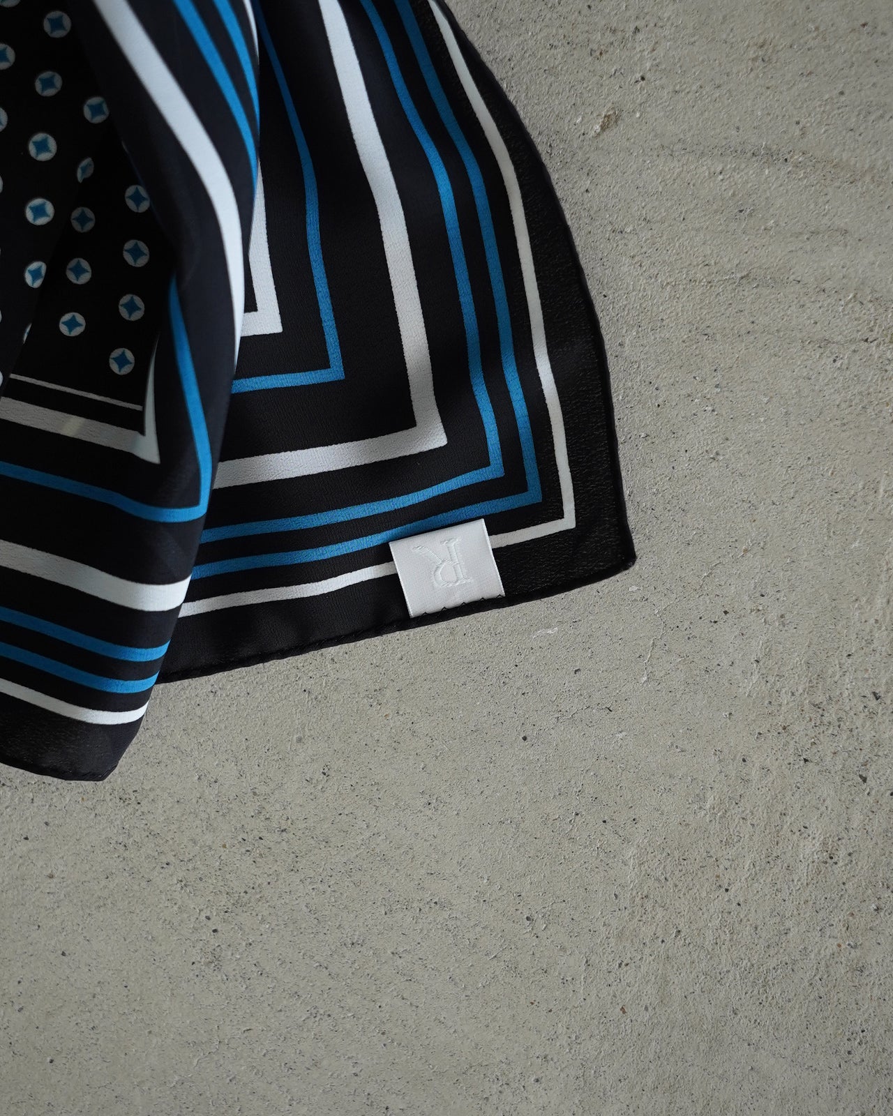 ETERNAL DOT STOLE RM261-049