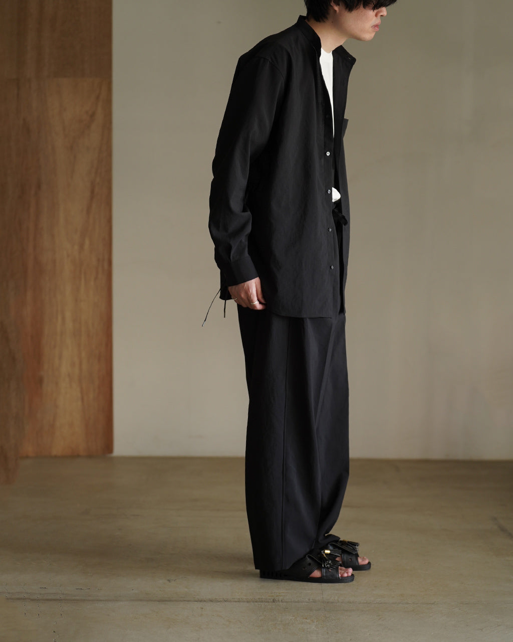 TASSELED RUBBER SLIDES RM261-054