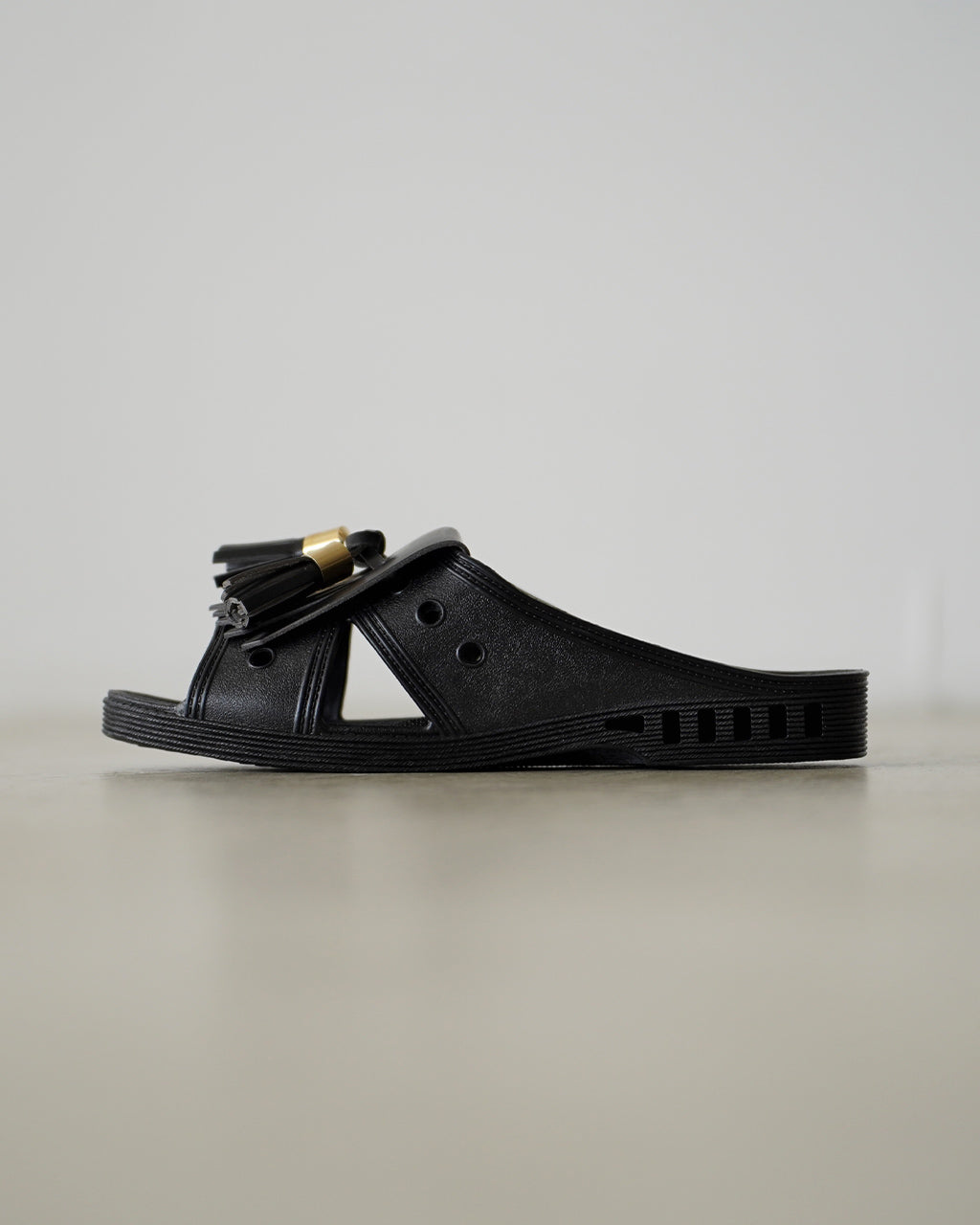 ♂新品・ラバーサンダル【RAF SIMONS】黄×黒 41　付属品有り RAF SIMONS (RUNNER) - 【ラスト1点】 ASTRA / アストラ / シャワー