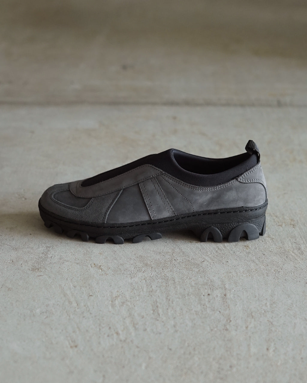 GERMAN MILITARY TRAINER 1728NS