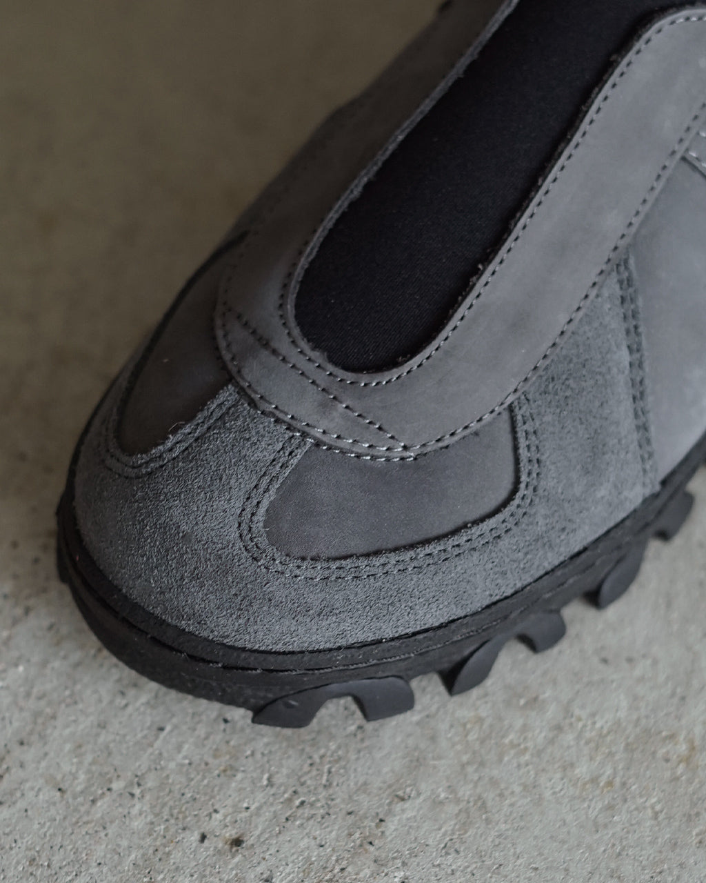 GERMAN MILITARY TRAINER 1728NS