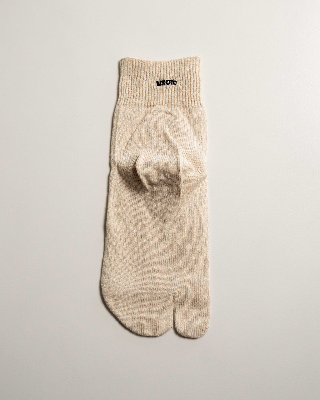 ROTOTO ロトト WASHI RECYCLED COTTON TABI ANKLE SOCKS 和紙 リサイクルコットン タビ アンクルソックス 無地 足袋 靴下 R1582-SS25【メール便可】