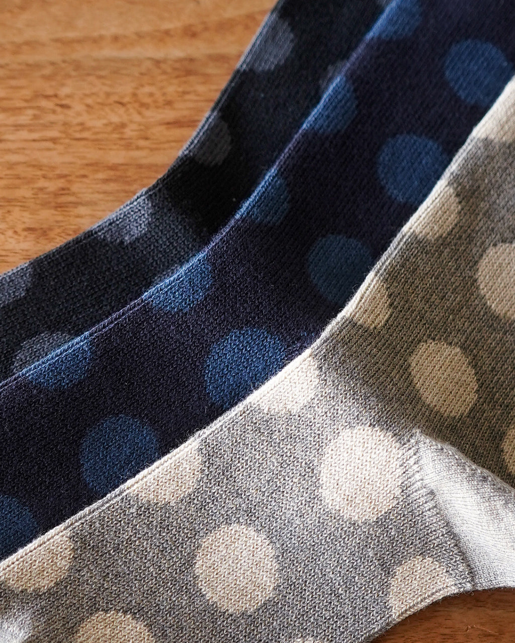 ROTOTO PORTHOLE DOT SOCKS R1628