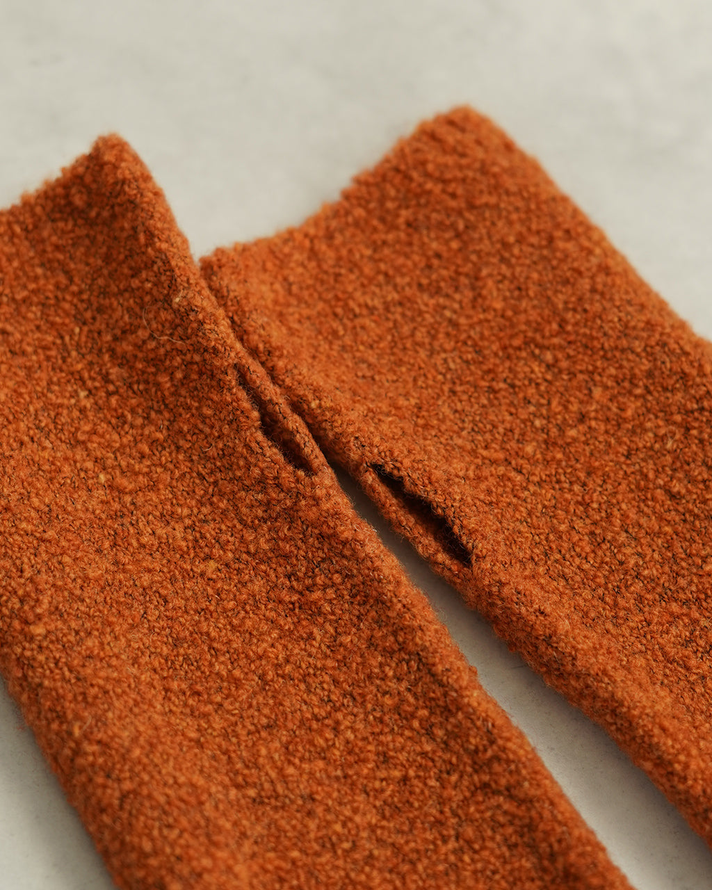 SEAMLESS HAND WARMER ”WOOL FLEECE” R5100