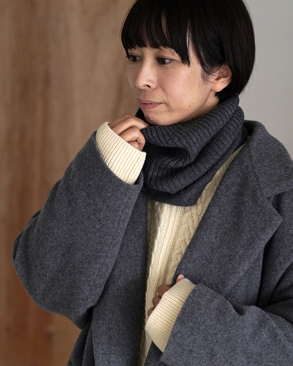 EXTRA FINE MERINO SEAMLESS SNOOD R5158