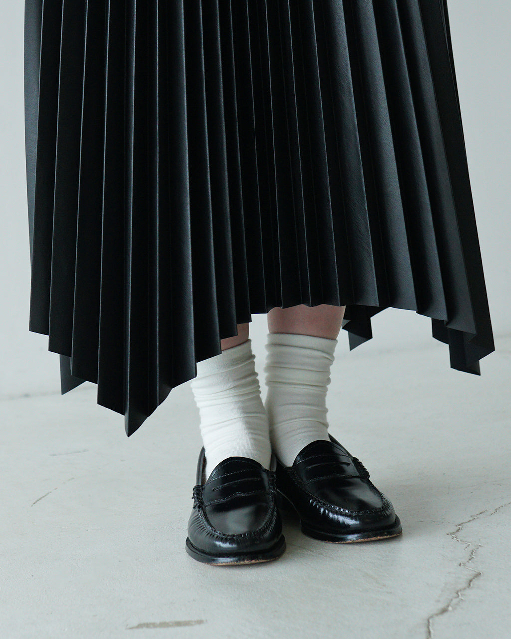 【SALE！20%OFF】SACRA サクラ プリーツスカート シンセティック レザー SYNTHETIC LEATHAR PLEATS SKIRT 124628121【送料無料】