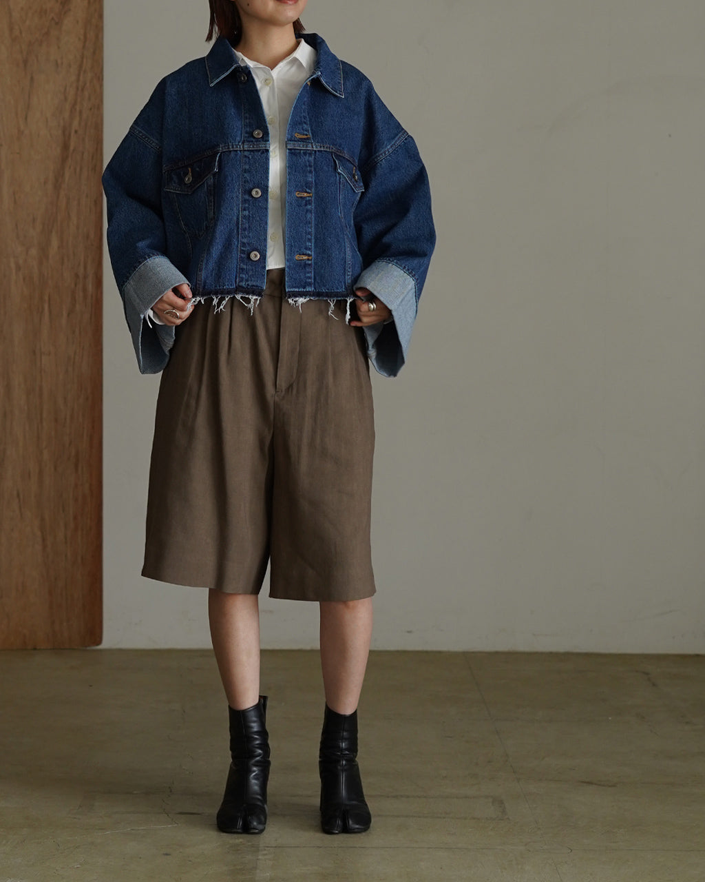 LINEN WOOL GABARDINE HALF PANTS 126101112