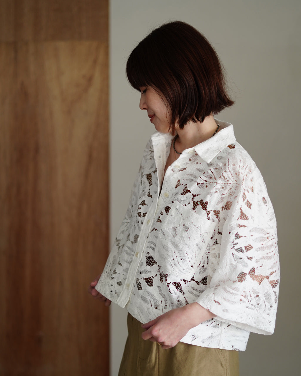 LEAF RASCHEL LACE CROPPED SHIRT 126113071