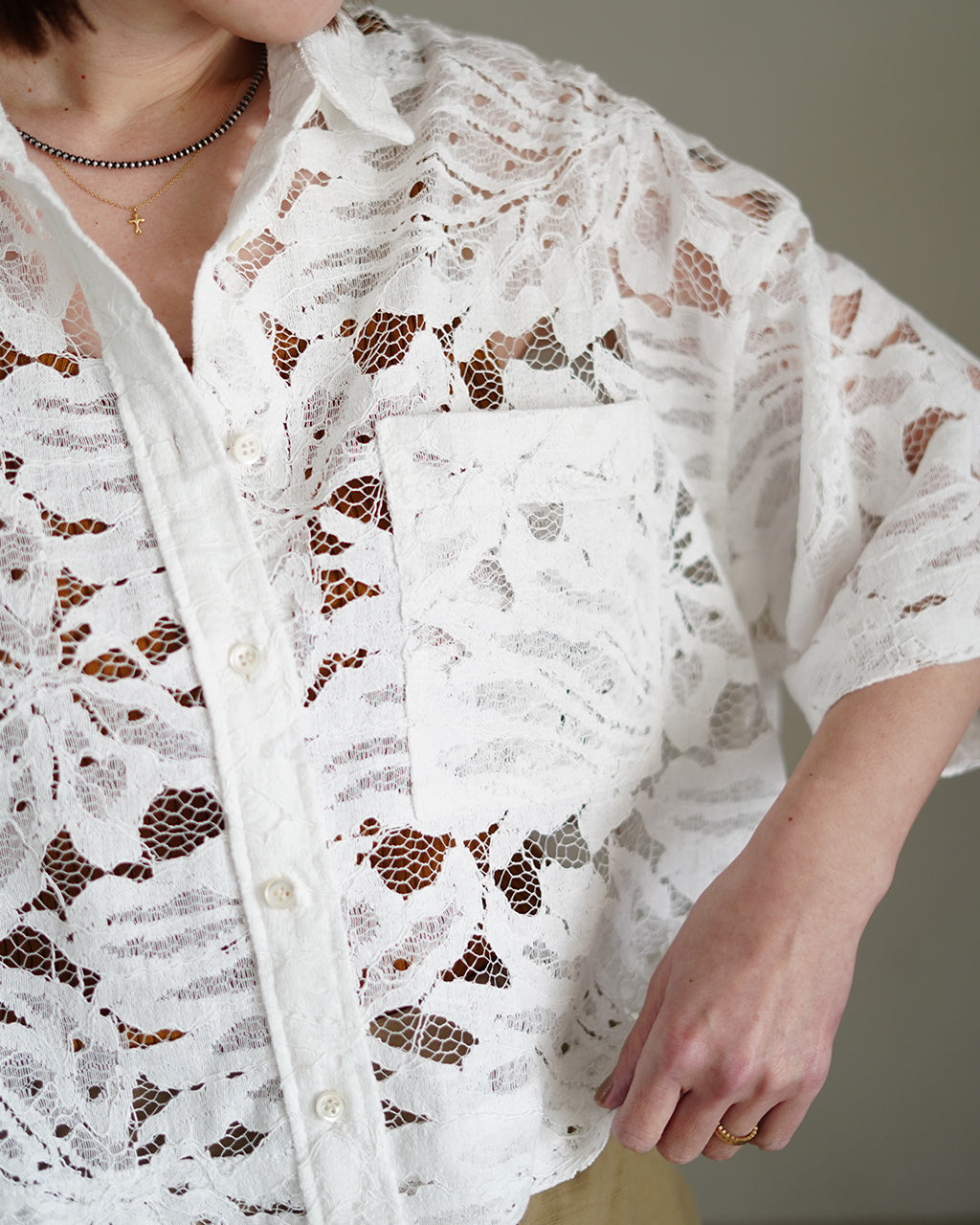 LEAF RASCHEL LACE CROPPED SHIRT 126113071