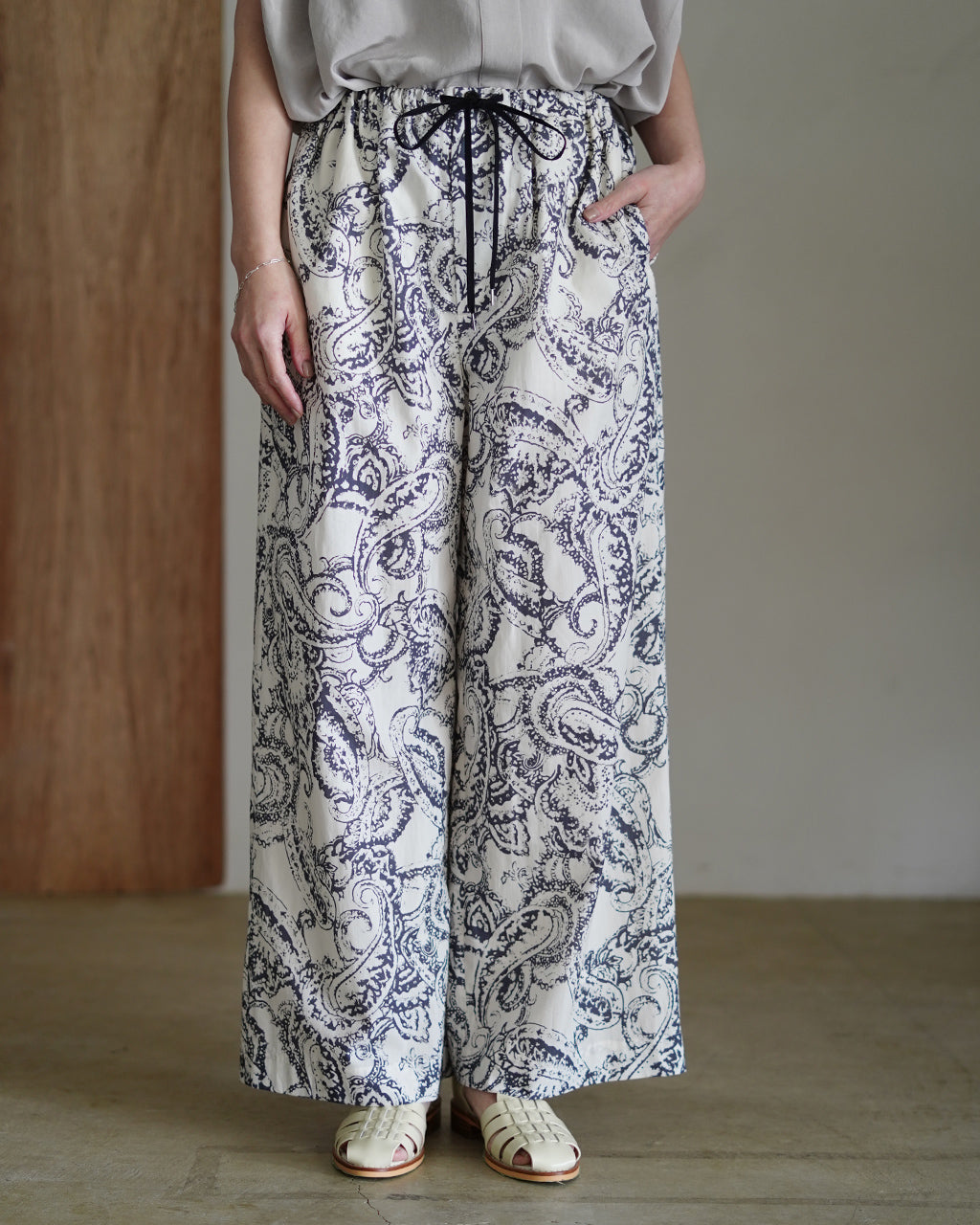 BLURRED PAISLEY PANTS 126119111