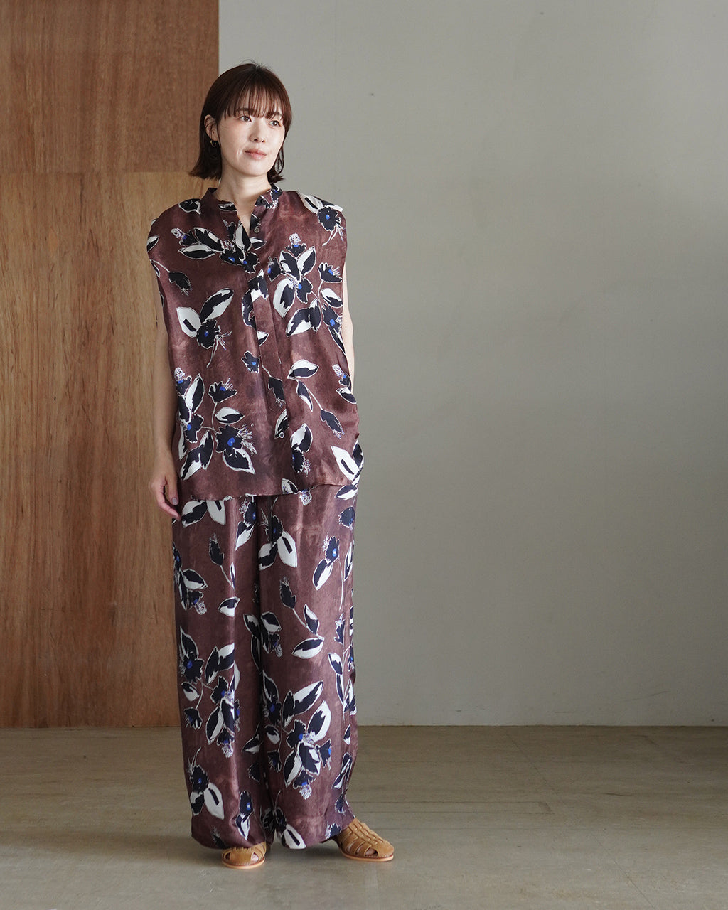 PAINTING FLORA TOP 126214071