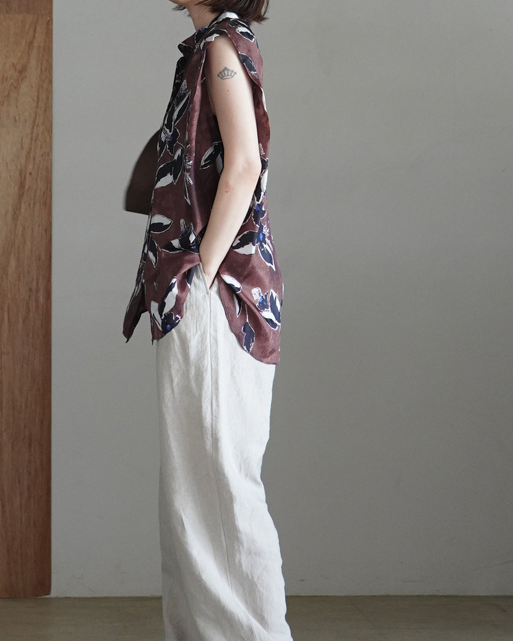 PAINTING FLORA TOP 126214071