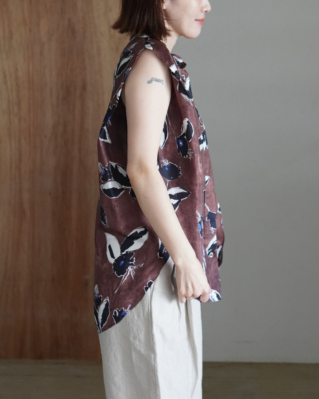 PAINTING FLORA TOP 126214071