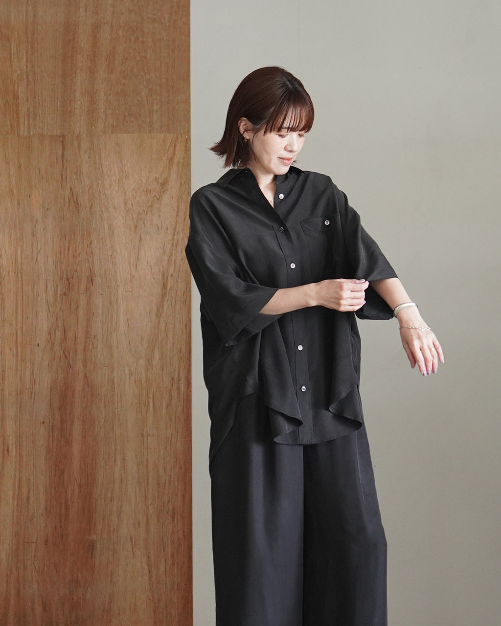 SACRA サクラ プレミアムシルク サンドウォッシュ シャツ レディース