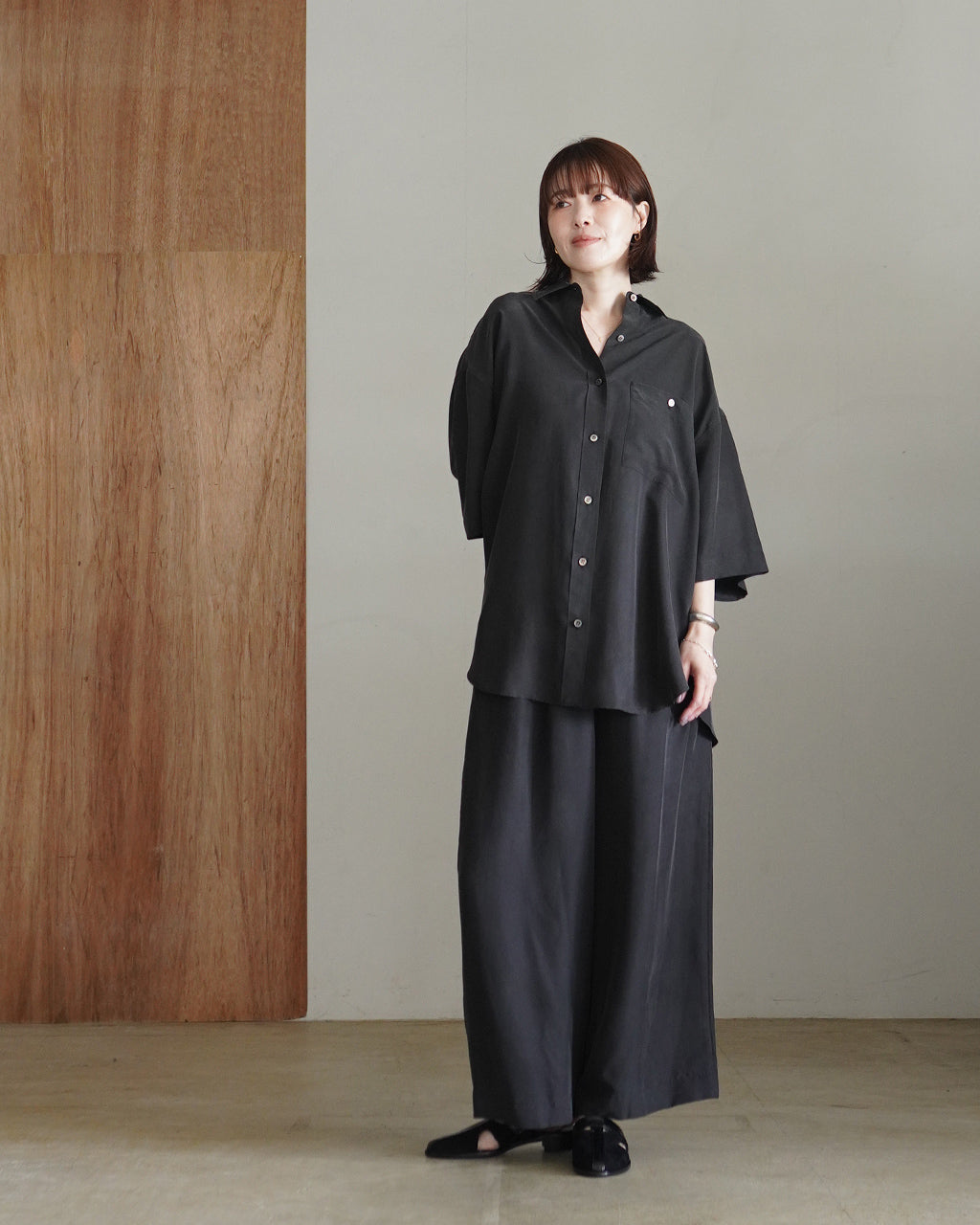 SACRA サクラ プレミアムシルク サンドウォッシュ シャツ レディース