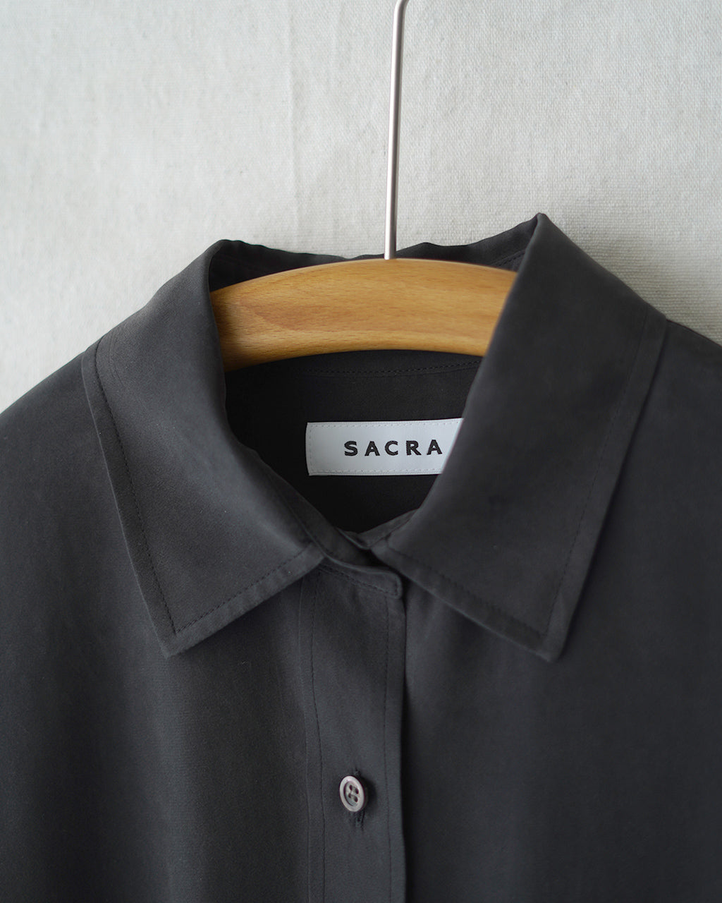 SACRA サクラ プレミアムシルク サンドウォッシュ シャツ レディース