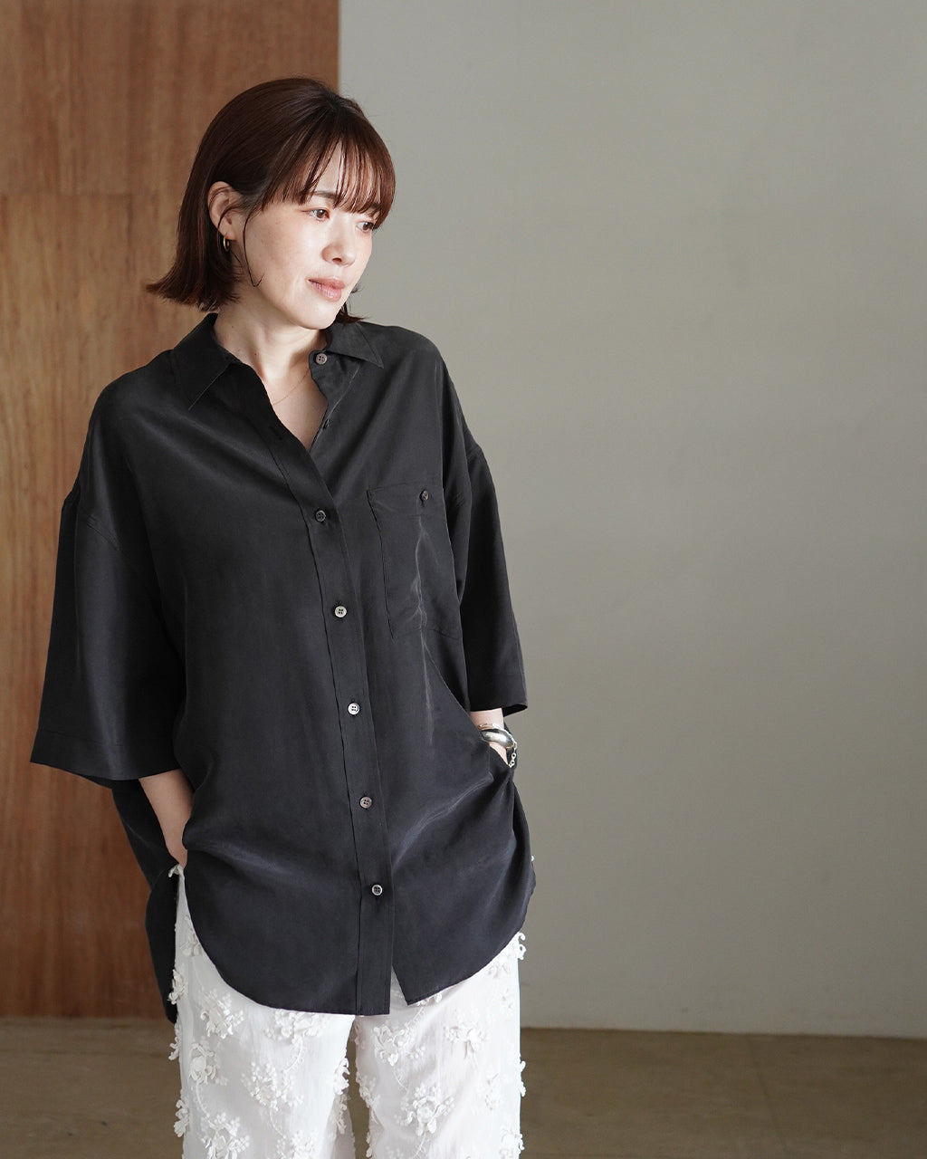 SACRA サクラ プレミアムシルク サンドウォッシュ シャツ レディース