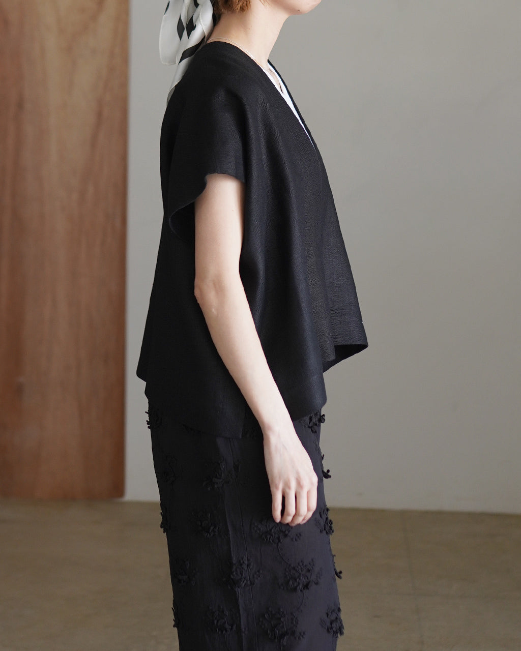 SACRA RUSTIC Vネック トップス ベスト リネン 38 M 麻 SACRA RUSTIC Vネック トップス ベスト リネン 38 M 麻 - メルカリ