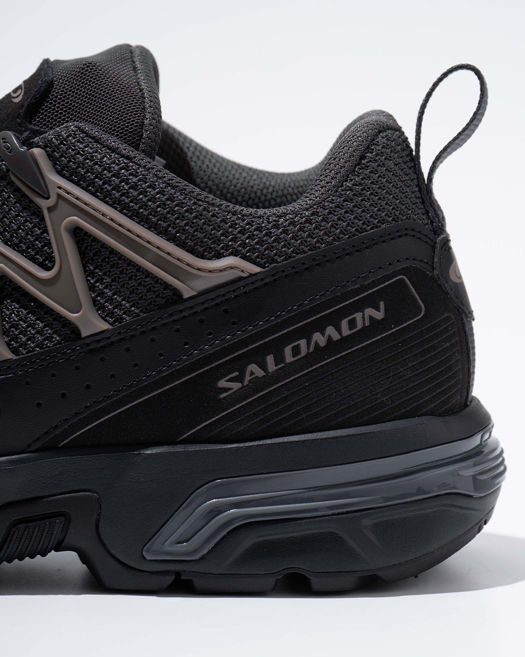 【SALE！20%OFF】SALOMON サロモン ACS + SEASONAL スポーツスタイルシューズ スニーカー L47568600【送料無料】