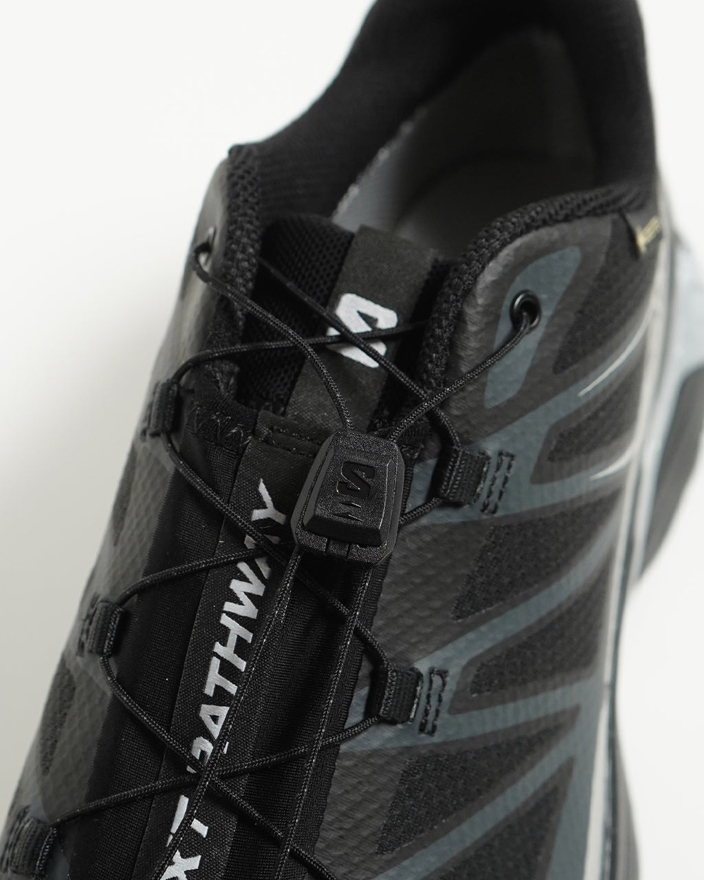 SALOMON サロモン XT-PATHWAY GTX スニーカー ゴアテックス スポーツスタイルシューズ 靴 ブラック×シルバー L47577500【クーポン対象外】【送料無料】