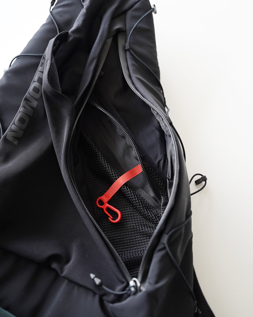 SALOMON サロモン ユニセックスクロスボディバッグ SALOMON｜ADV クロスボディバッグ 鞄 ユニセックス ADV CROSS BODY BAG
