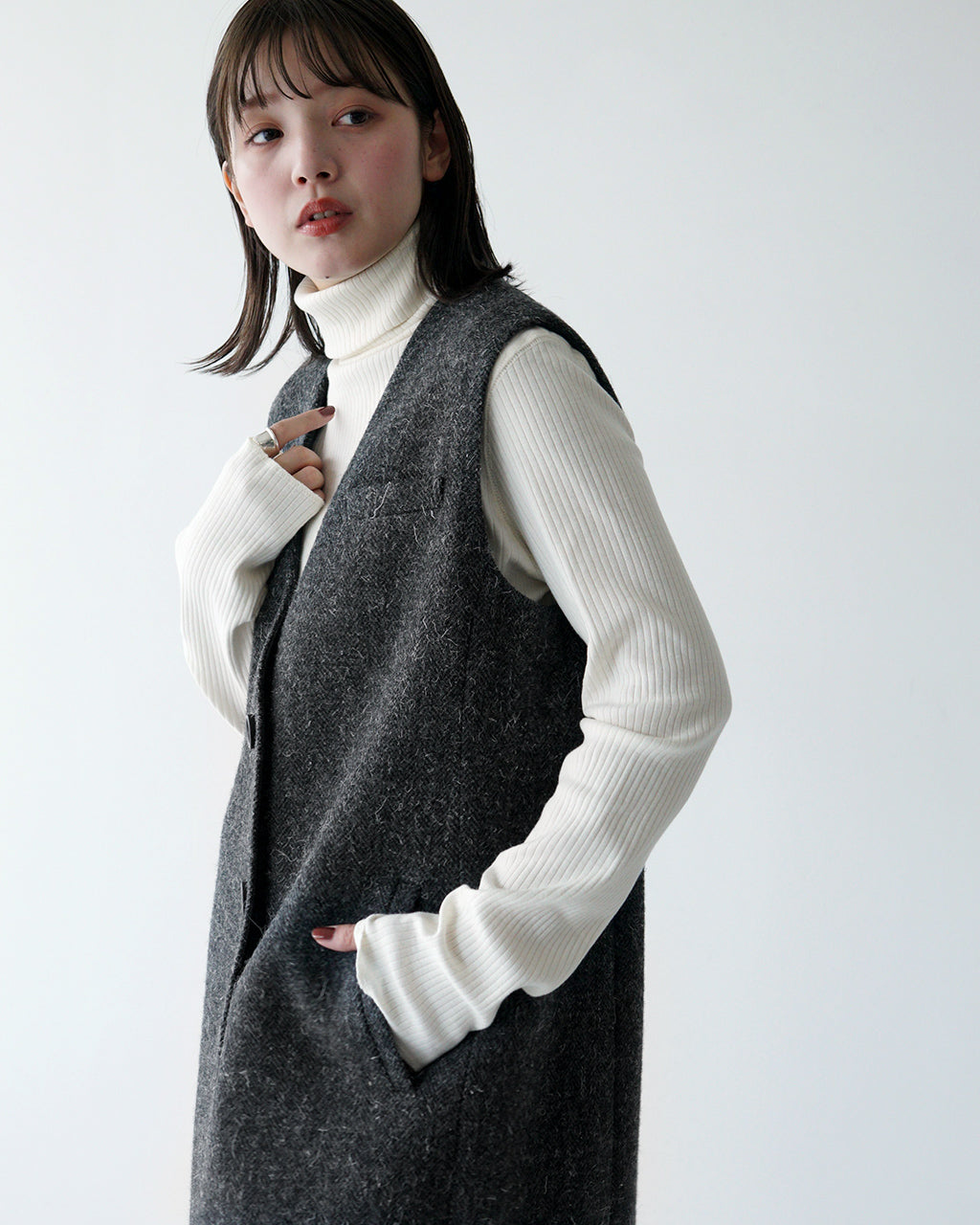 ＼合計3万円以上購入で20%OFFクーポン！／THE SHINZONE シンゾーン ジレ ロング ヘリンボーンLONG WOOL GILET HERRINGBONE GILET 24AMSCO02 24AMSCO031105【送料無料】