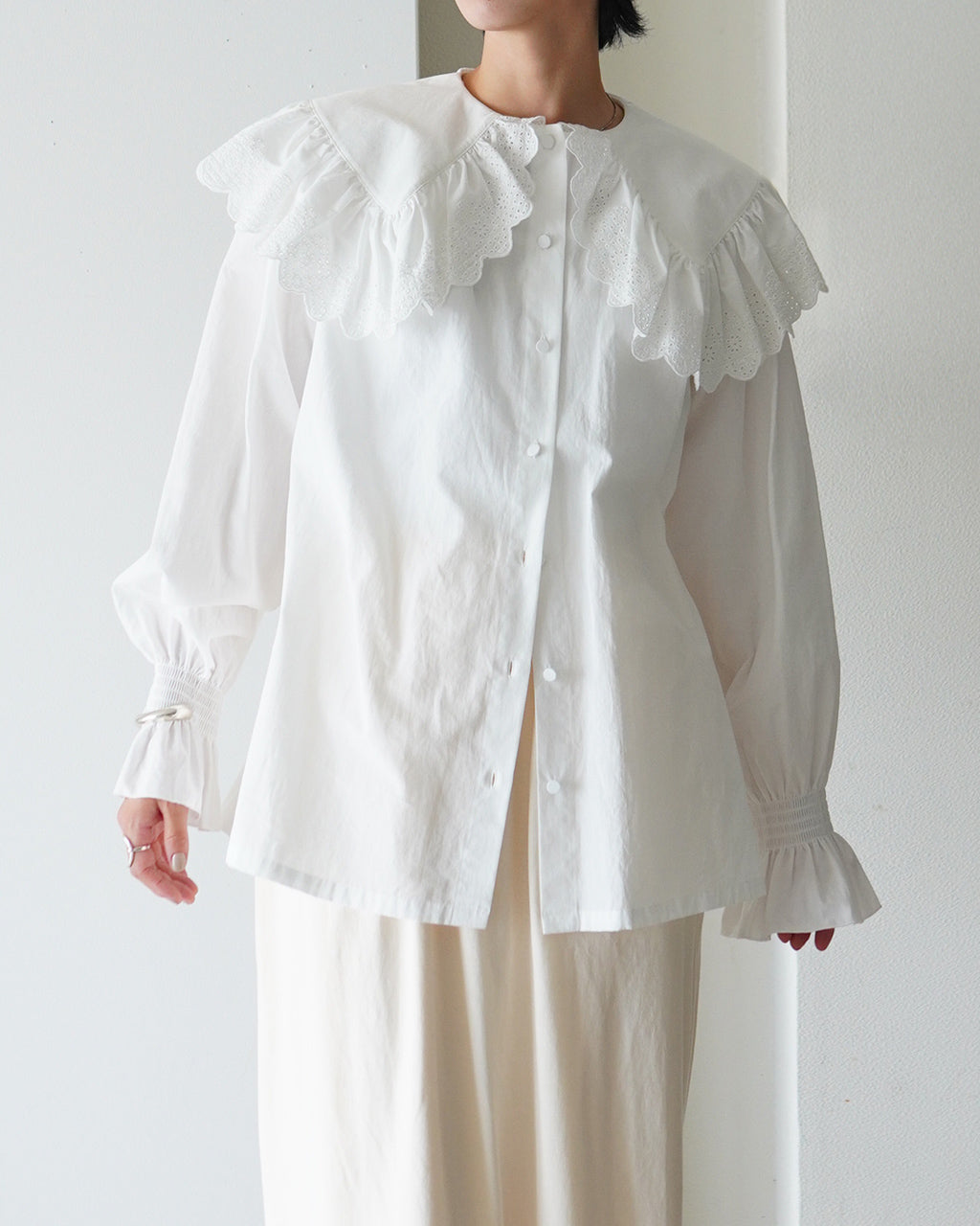 THE SHINZONE LACE COLLAR BLOUSE 25AMSBL02