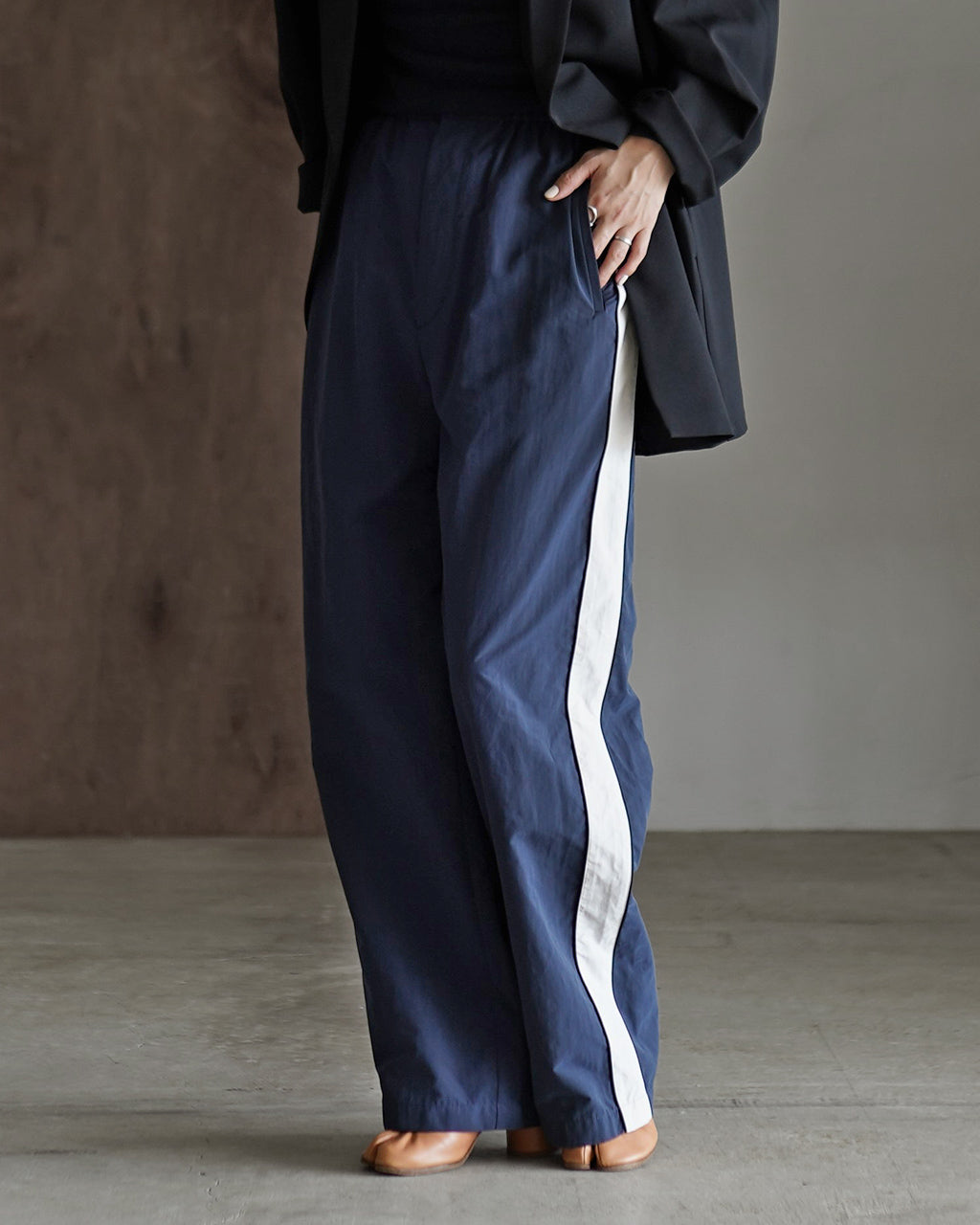 THE SHINZONE BICOLOR TRACK PANTS 25AMSPA06