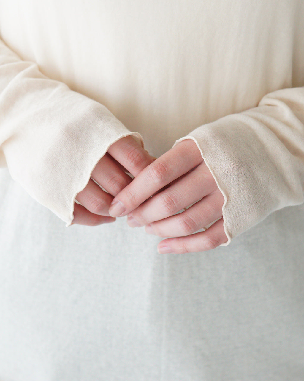 ＼早得24時間限定ポイント10倍／THE SHINZONE シンゾーン シアーガーゼ 長袖Tシャツ SHEER GAUZE LONG SLEEVE TEE レイヤード カットソー インナートップス ストレッチ 日本製 25SMSCU02 【送料無料】