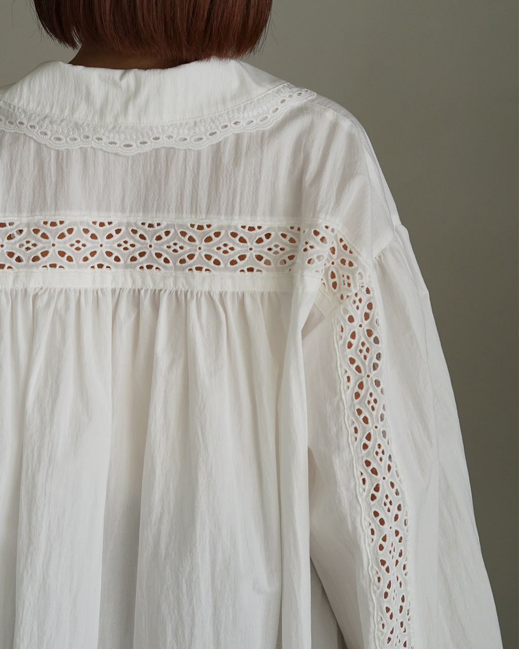 LACE-UP BLOUSE 26SMSBL02