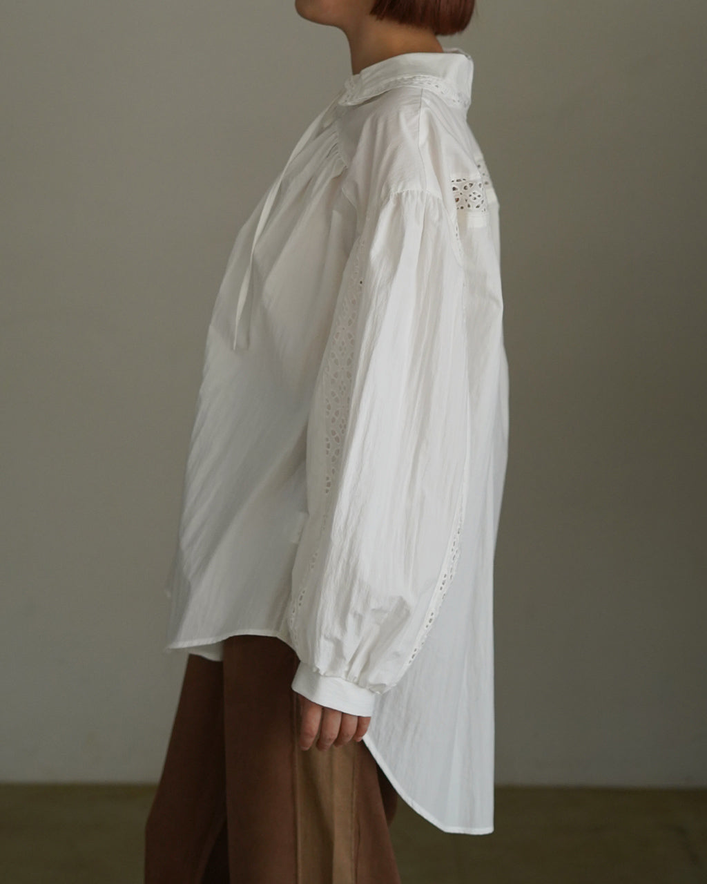 LACE-UP BLOUSE 26SMSBL02