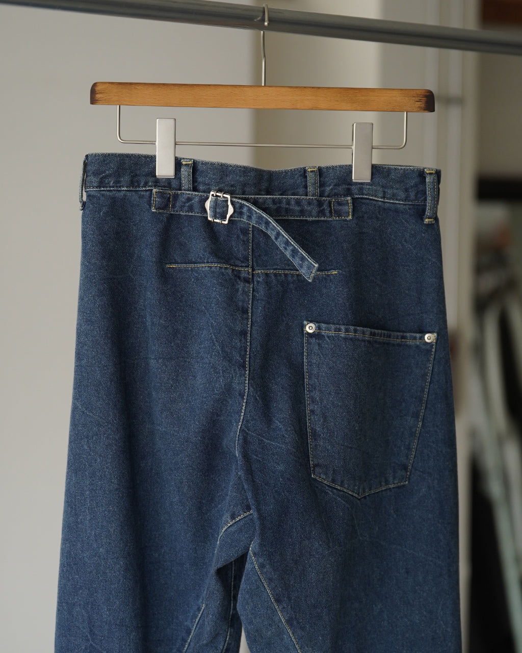 BACK CINCH JEANS COM-26S-DM01