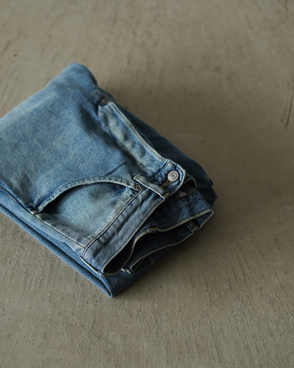 BACK CINCH JEANS COM-26S-DM07