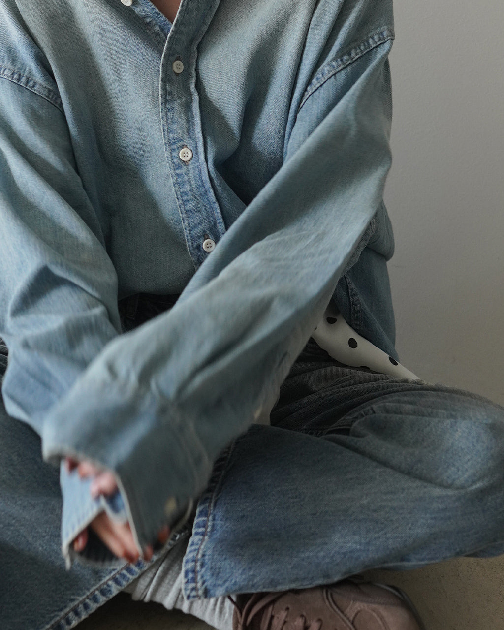 OVER SIZE DENIM SHIRT COM-26F-SH12