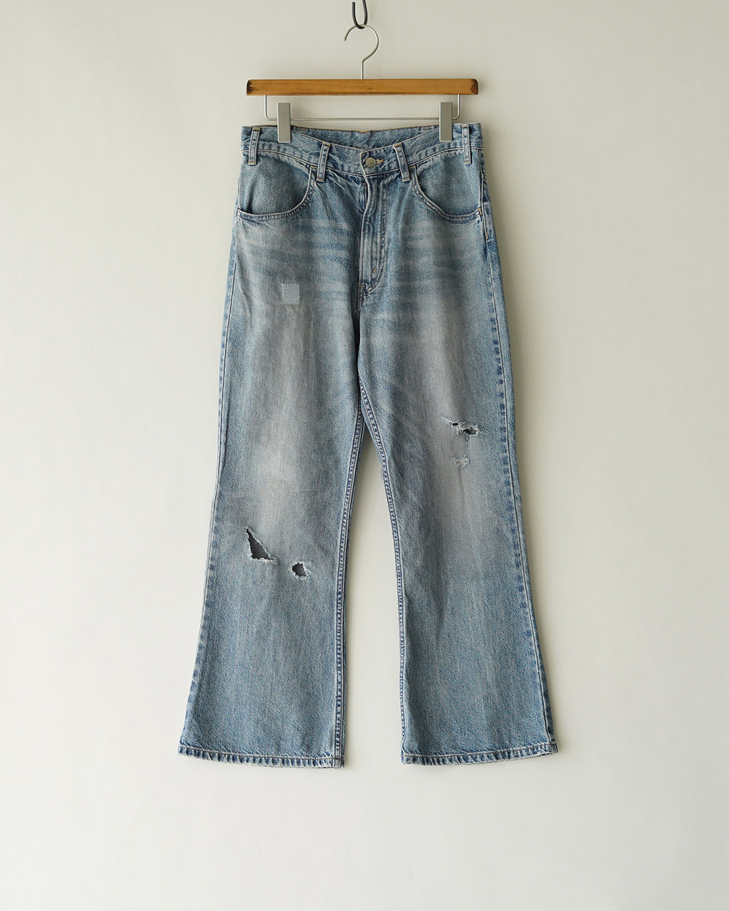 KENDRICK (DISTRESSED JEANS) COM-26F-DM01
