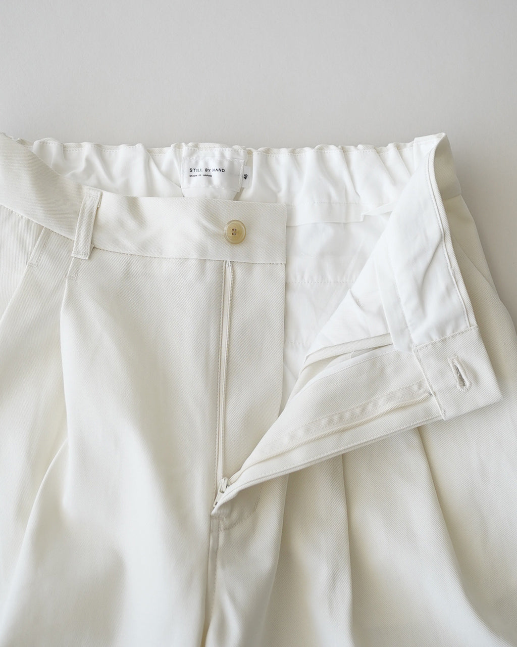 Deep tuck pressed pants PT05263