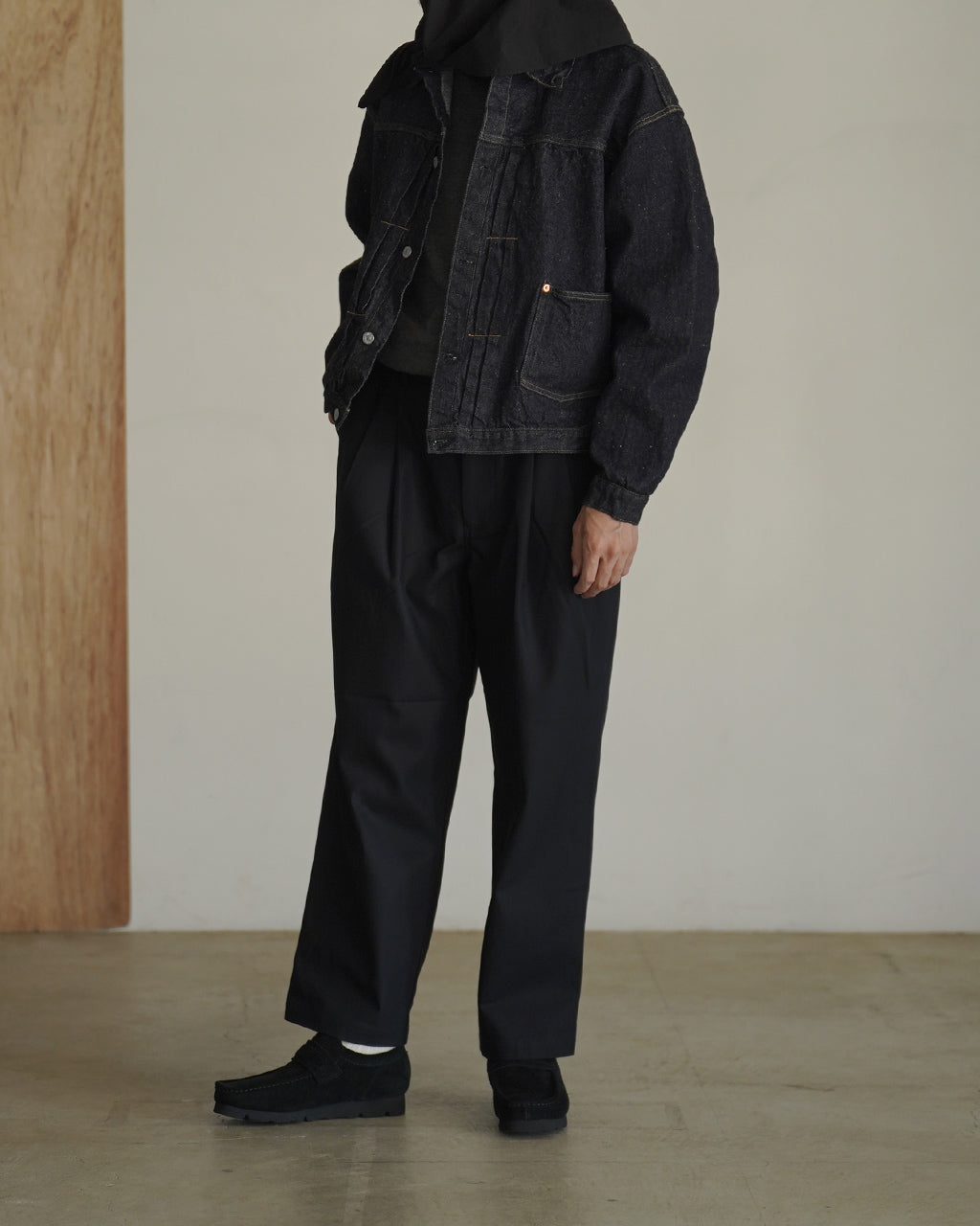 Deep tuck pressed pants PT05263