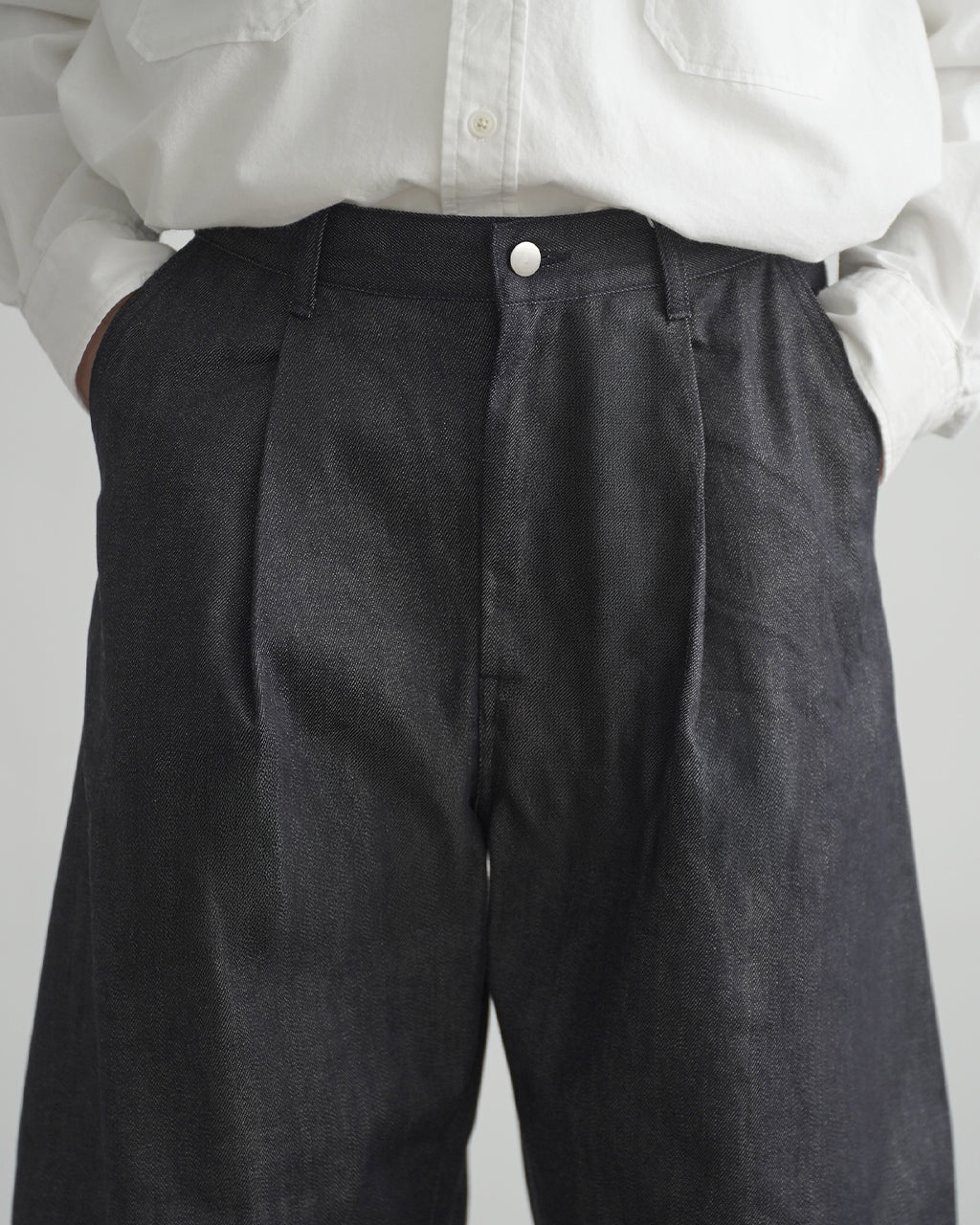 Deep tuck wide denim pants DN01253