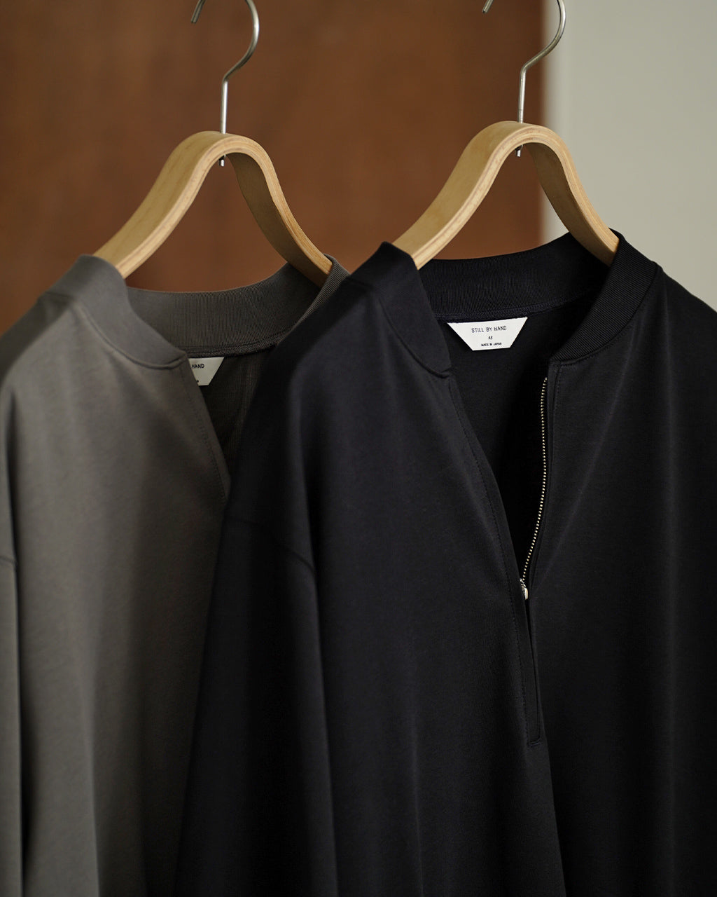 STILL BY HAND Zip up cotton jumper CS01253
