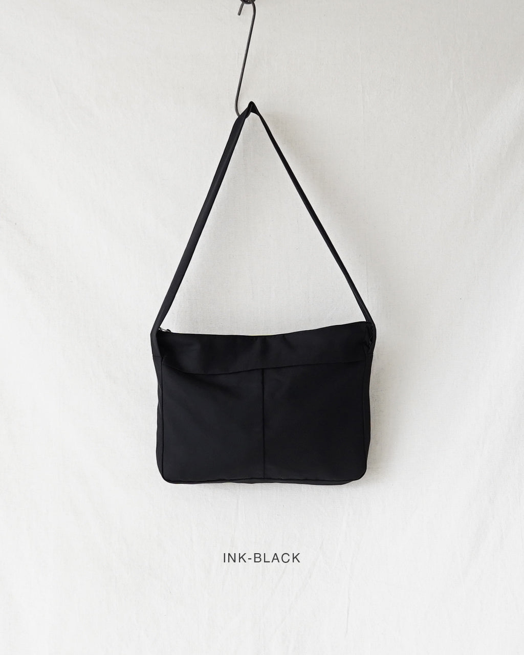 STILL BY HAND スティルバイハンド ショルダーバッグ ユニセックス